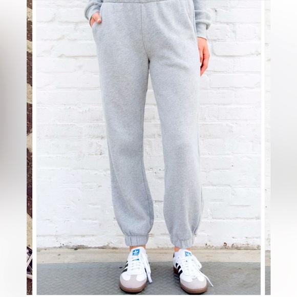 Brandy Melville One size thick joggers - Picture 1 of 7